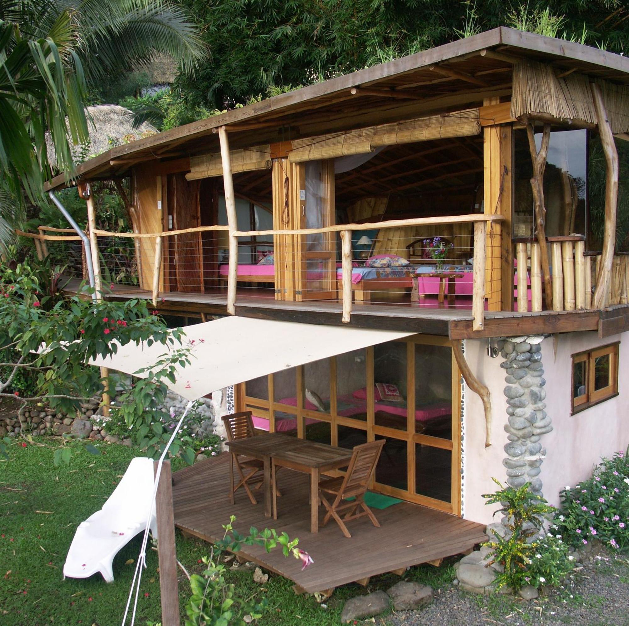 Vanira Lodge Teahupoo Exteriör bild