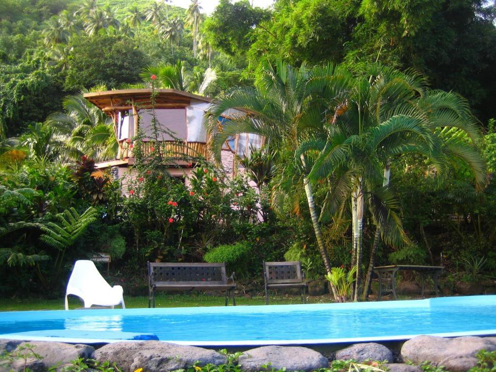 Vanira Lodge Teahupoo Rum bild