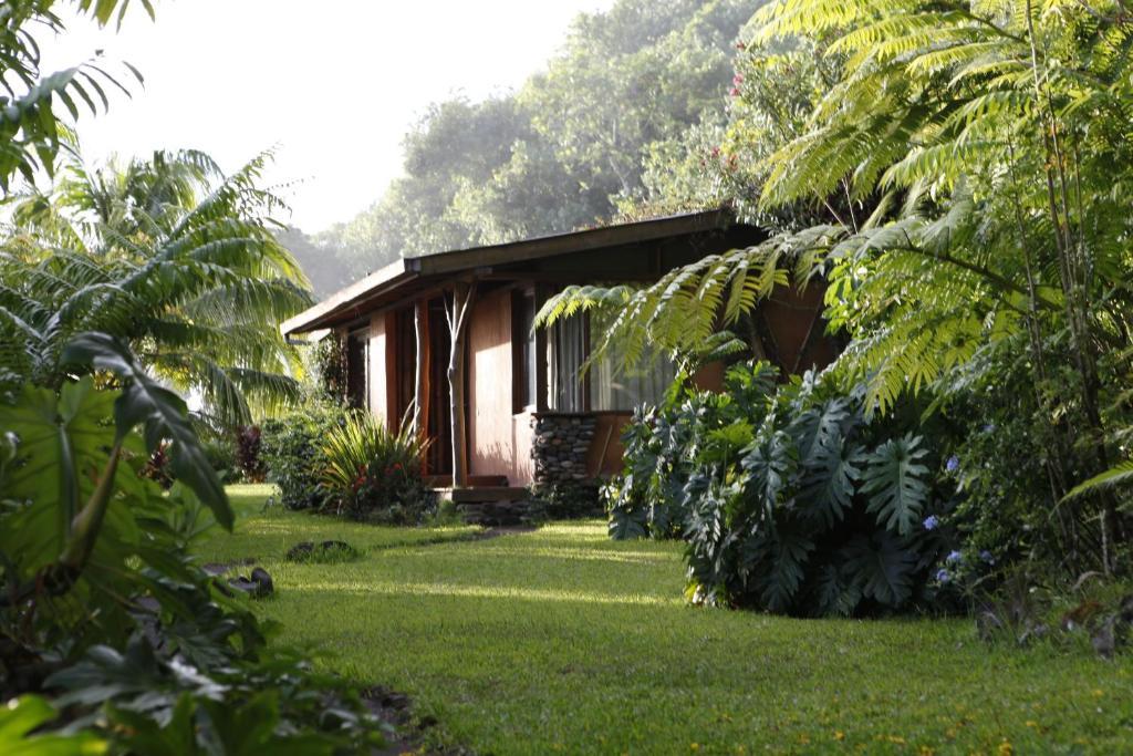 Vanira Lodge Teahupoo Rum bild